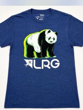 LRG Panda Bear T shirt NWT size XL 🐼
